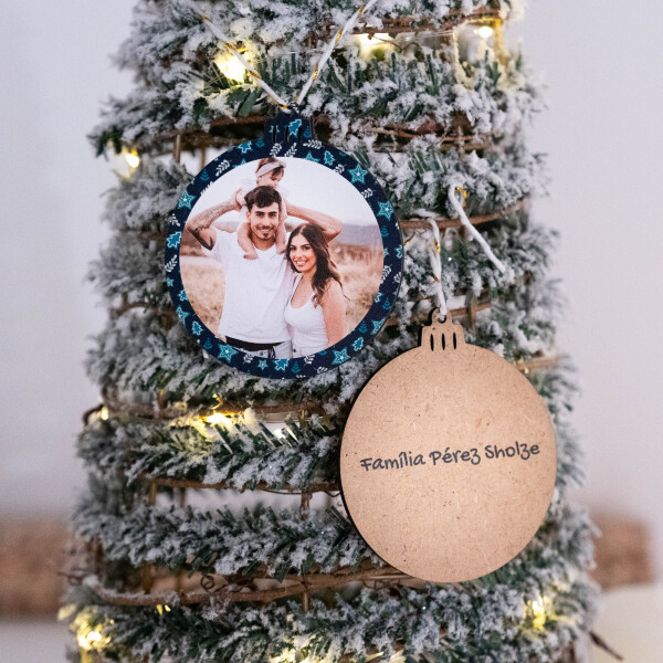 Bolas de madera personalizadas para navidad